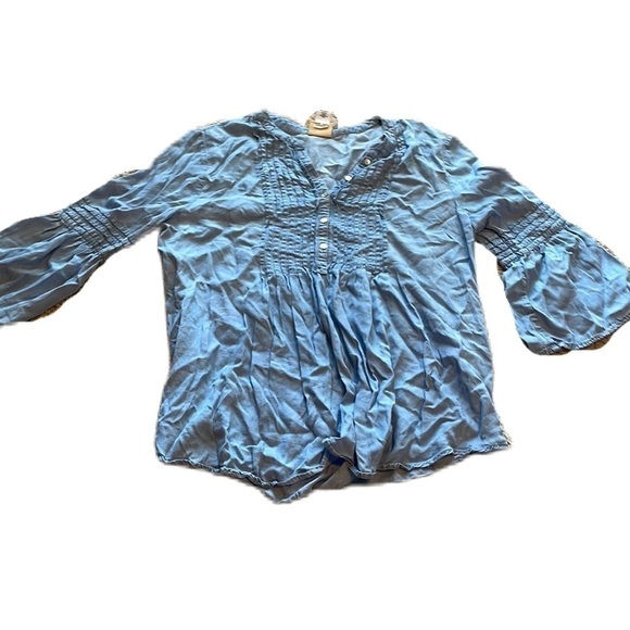 Ruby Rd M denim look top with top buttons and bell sleeves - Picture 1 of 9